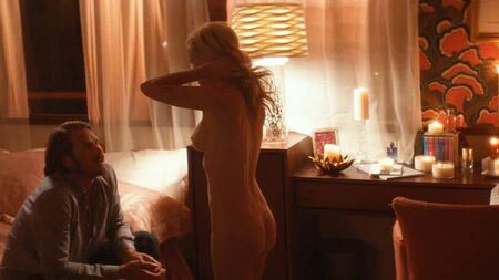 Angela Kinseys Nacktszene in „Half Magic“ auf ScandalPlanetCom