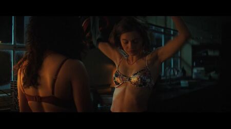 Olivia Scott Welch, Kiana Madeira, Julia Rehwald – Fear Street: Teil 1 – 1994 (2021) Olivia Welch, Kiana Madeira – Street of Fear