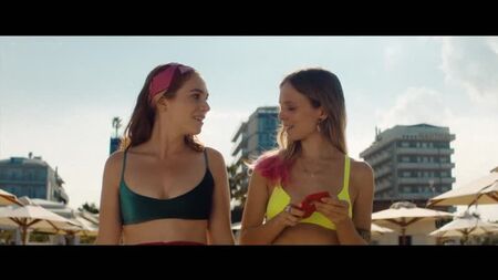 Alice Pagani, Isabella Ferrari, Benedetta Porcaroli u. a. – Under the Riccione Sun (2020) HD 1080p Nackt? Sexy! Online ansehen