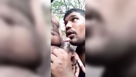 Tamilischer schwuler Blowjob
