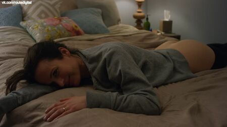 Elizabeth Reaser nackt – Easy (2016) in HD online anschauen / Elizabeth Reaser – Einfacher geht’s nicht