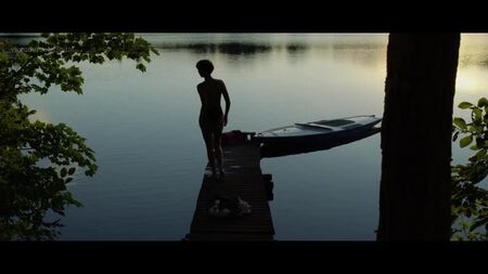 Annie Young, Brigette Lundy-Paine Nackt – Fix (2019) HD 1080p Online anschauen / Annie Young, Brigette Lundy-Paine – Justice